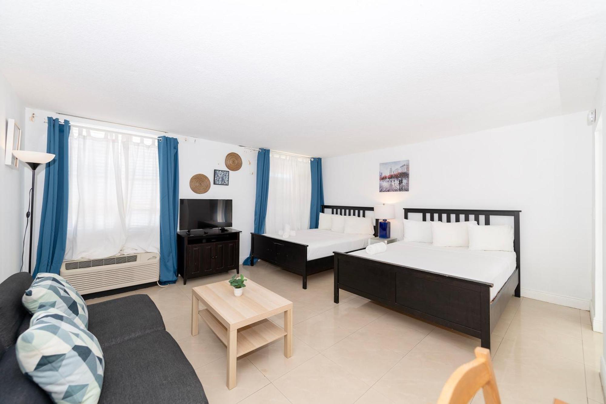 Sobe Apartments Маями Бийч Екстериор снимка
