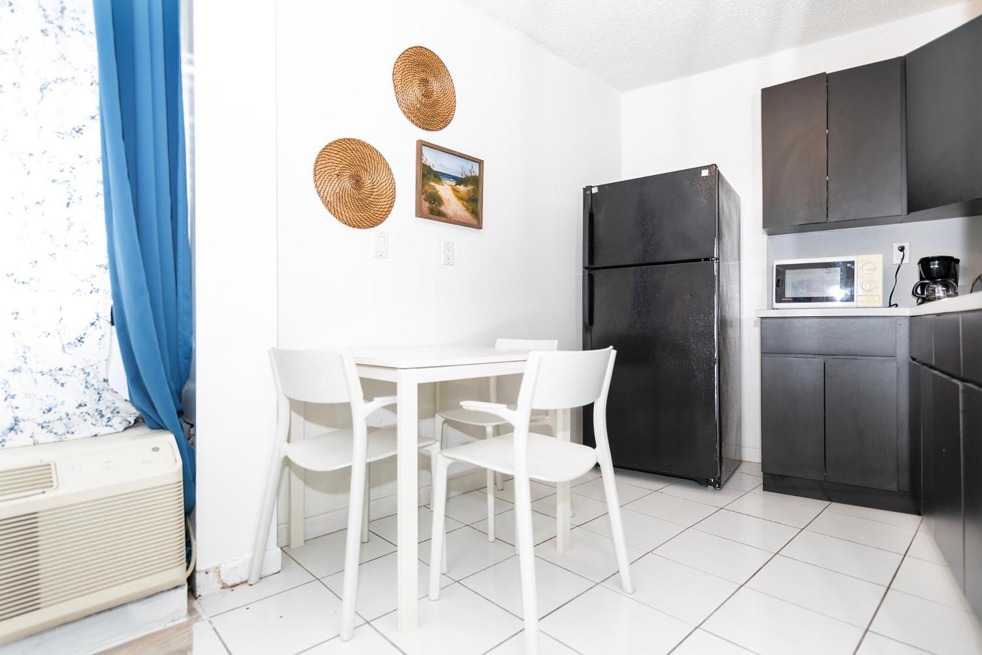 Sobe Apartments Маями Бийч Екстериор снимка