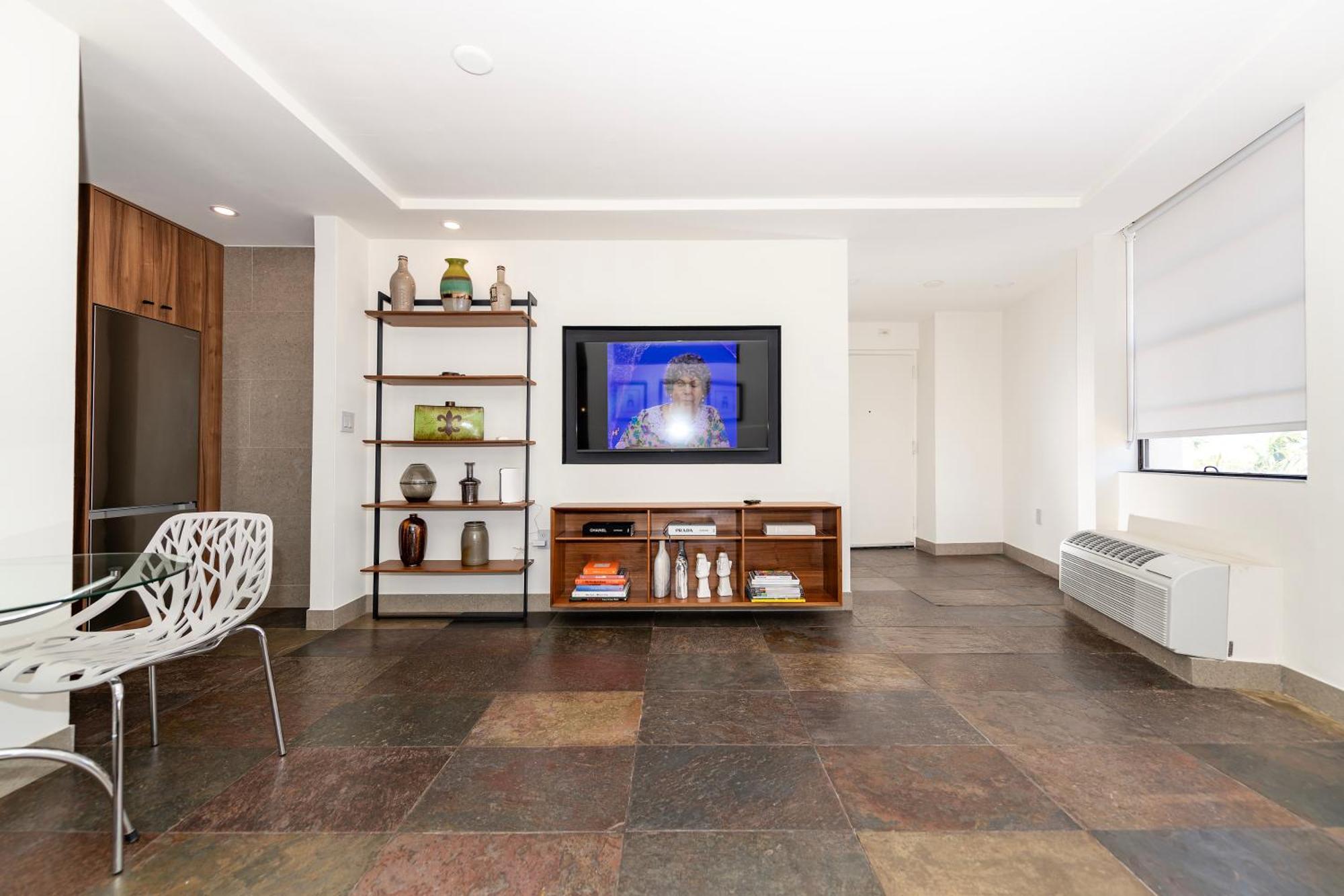 Sobe Apartments Маями Бийч Екстериор снимка