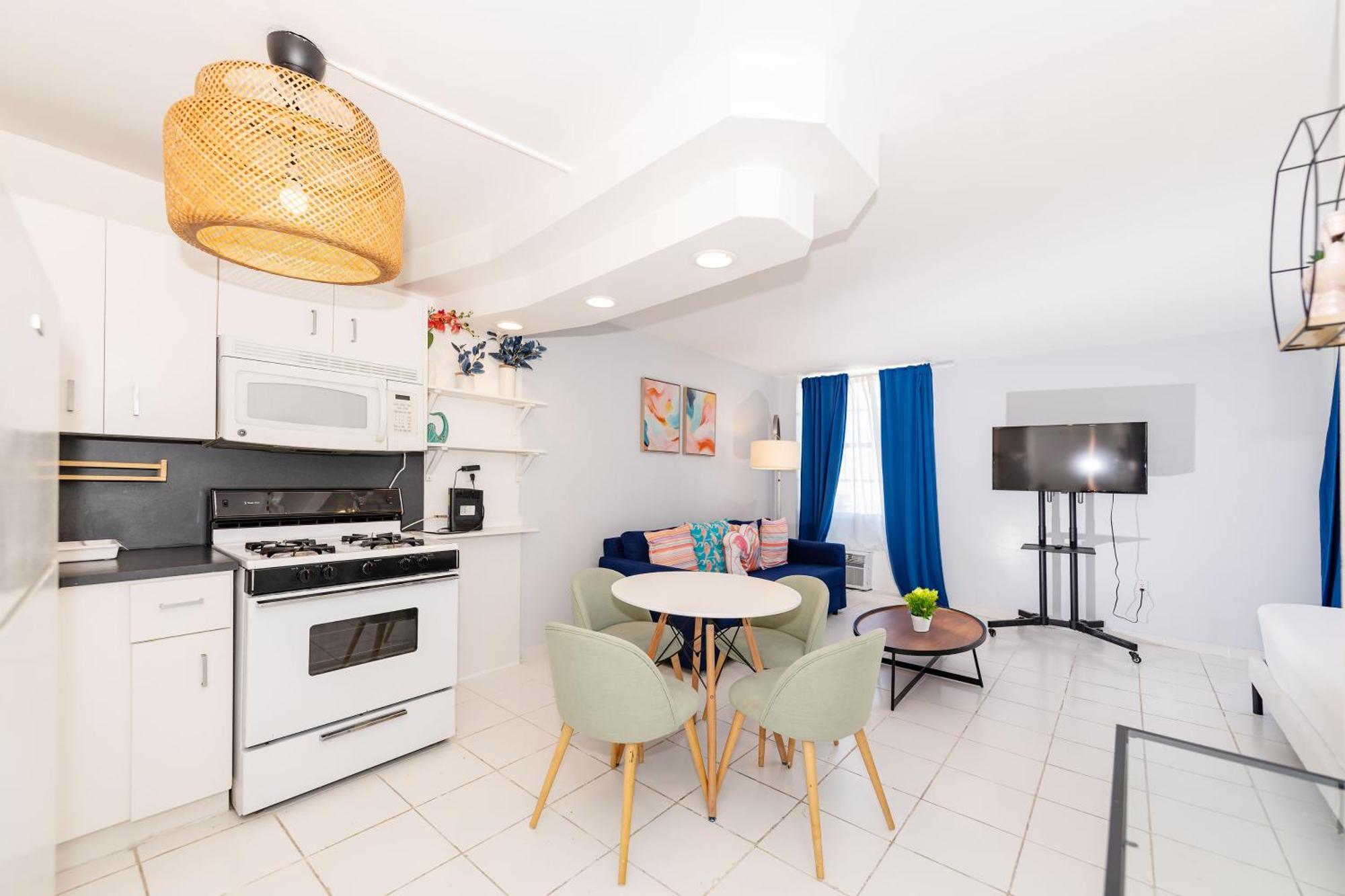 Sobe Apartments Маями Бийч Екстериор снимка